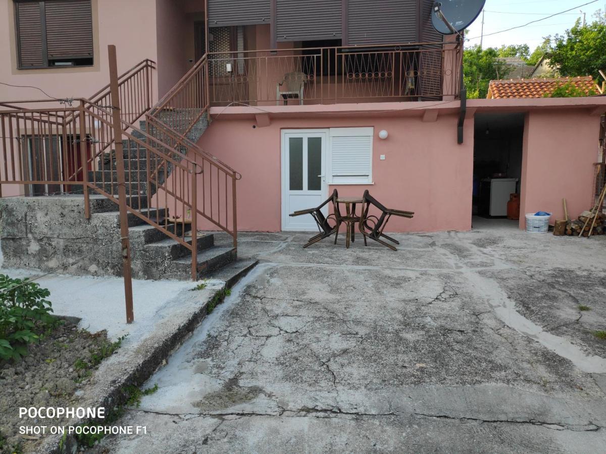 Apartman Pavle 2 Virpazar Εξωτερικό φωτογραφία